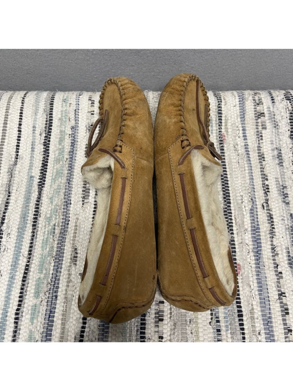 UGG Dakota Chestnut Suede Sheepskin Lined Moccasin Slippers Size 10 Women’s - Picture 5 of 11